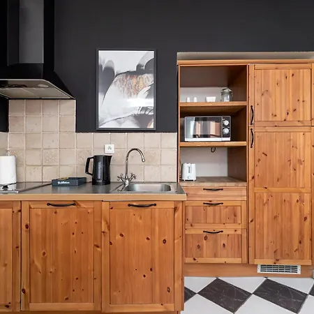 Old Town Fashioned Rycerska By Renters